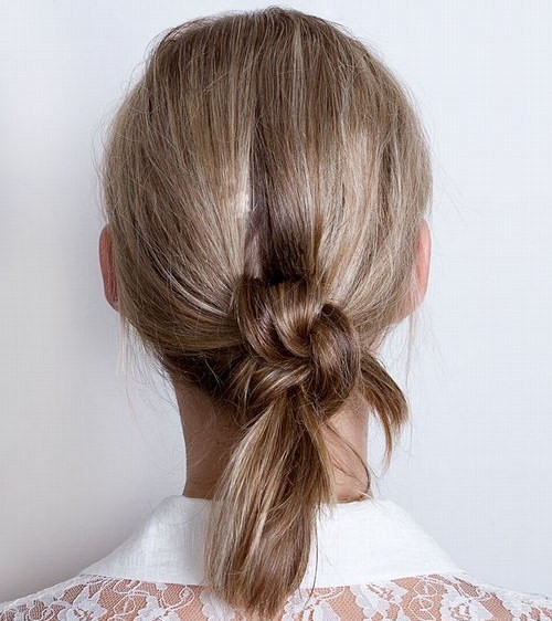 Double knot hair, la nuova acconciatura per la primavera-estate 2011