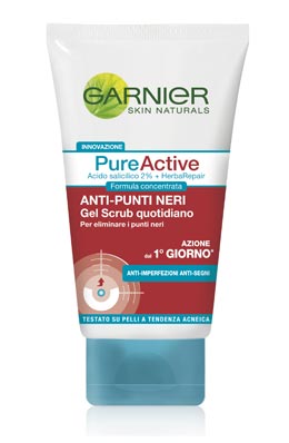 Garnier Pure Active Gel Scrub per una pelle più pulita senza spendere molto