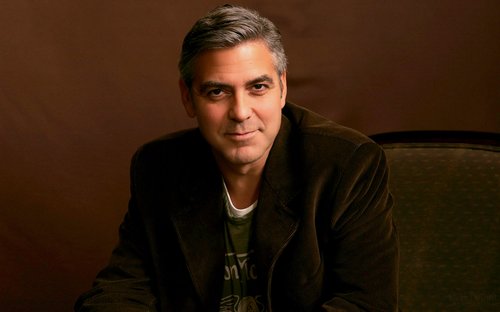 George Clooney e i suoi capelli sale e pepe: come mantenerli in forma?