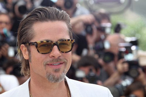 Capelli uomo: copia il look di Brad Pitt e Johnny Depp