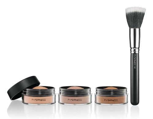 MAC Magically Cool Liquid Powder, 187 Brush