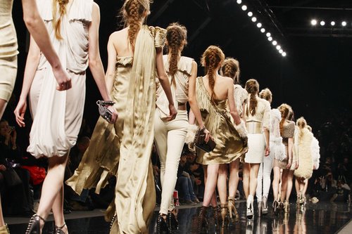 Acconciature per capelli: cosa andrà di moda il prossimo autunno 2011
