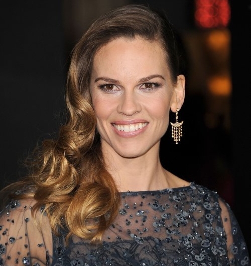 Copia il look di Hilary Swank alla prima del film "New Year's Eve"