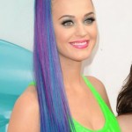 capelli blu look katy perry moda primavera estate 2012