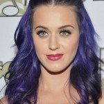 capelli blu look katy perry moda primavera estate 2012