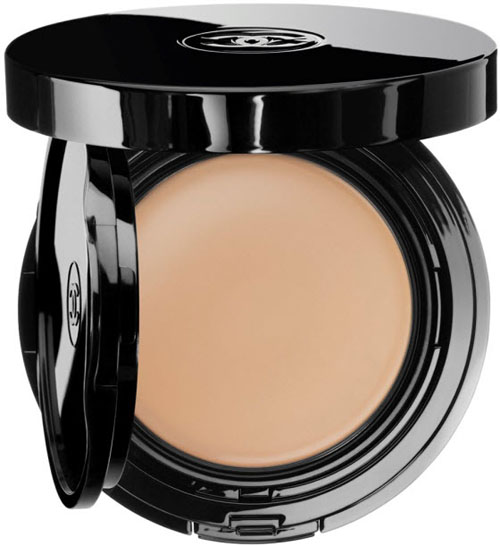 Chanel Vitalumiere Aqua Compact