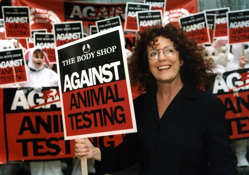 L'Unione Europea impone definitivamente il divieto di test sugli animali per fini cosmetici
