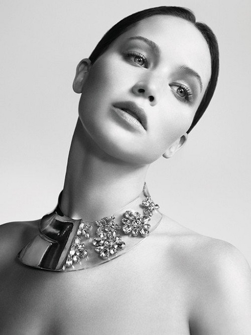 Jennifer Lawrence, musa Dior, e l'affermazione che non ti aspetti (su Photoshop)