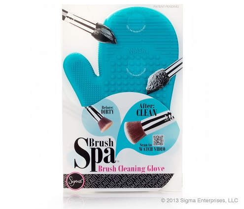 Sigma Spa Brush Cleaning Glove, il nuovo modo di pulire i pennelli