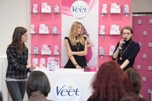 Veet e Fondazione Pangea Onlus insieme per le donne con le donne