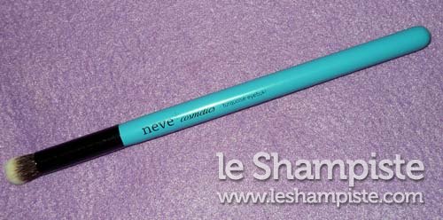 Neve Cosmetics Pennello Turquoise Eyebuki