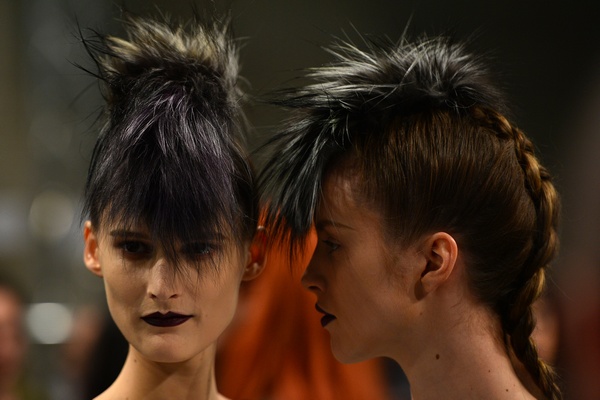 Tendenze capelli autunno-inverno 2013-2014: creste punk e look grunge