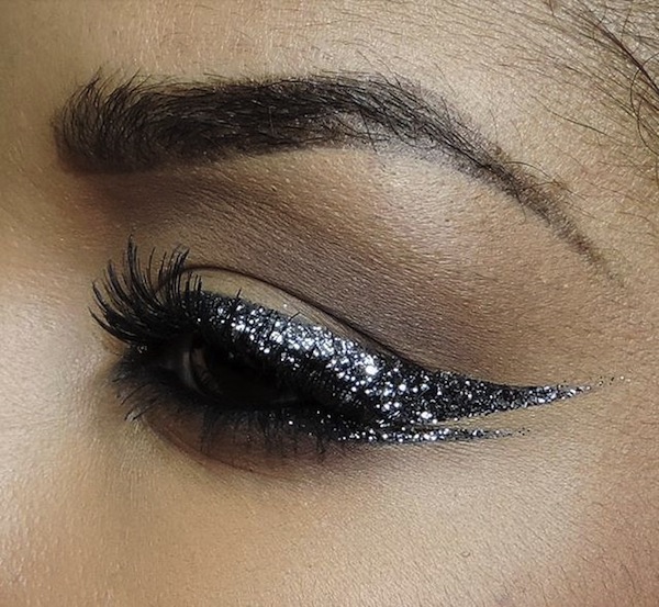 glitter-eyeliner