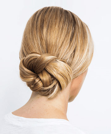 07-totalbeauty-logo-holiday-updos-that-take-less-than-10-minutes