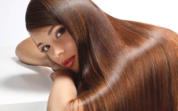 Capelli sani in primavera, come fare