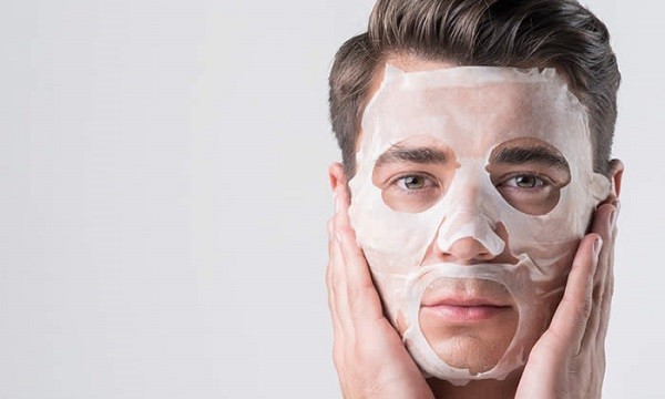 Maschera idratante viso: irrinunciabile d'estate